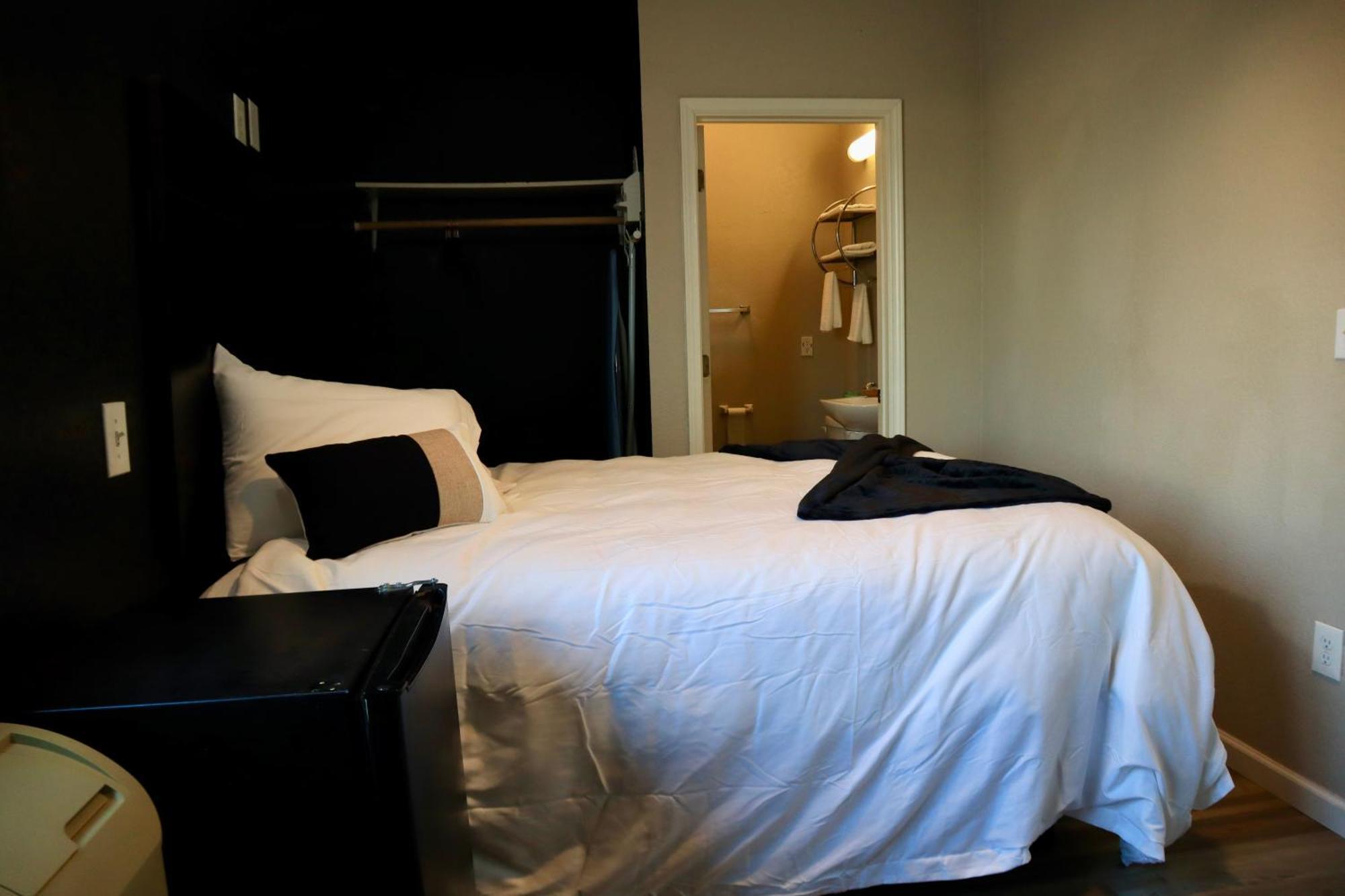 Hotel Dilley Grand Rum bild